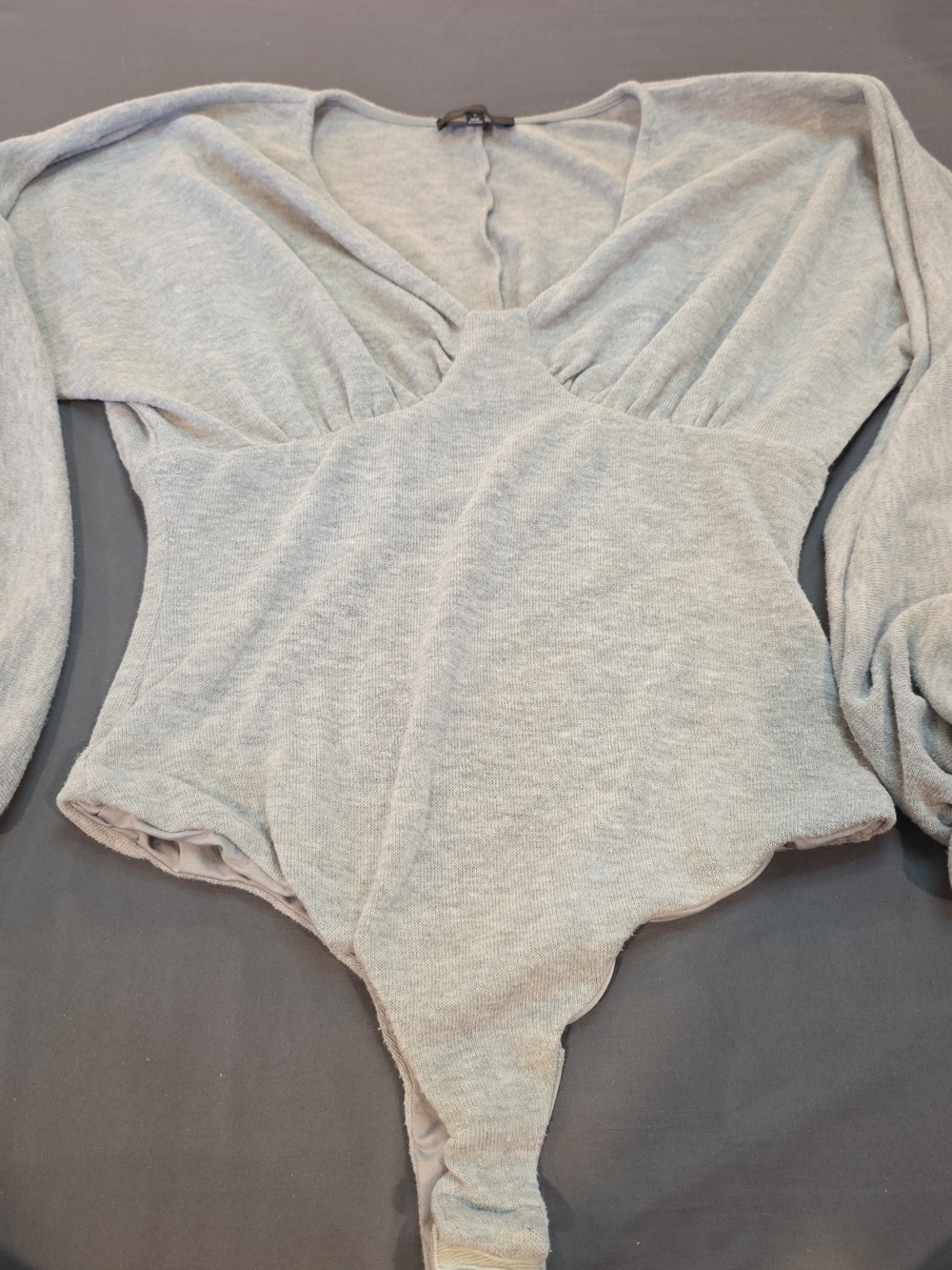 MAJORELLE Light Gray Long Sleeve V-Neck Bodysuit